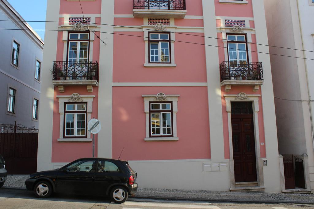 Pink House Hotel Coimbra Exterior photo